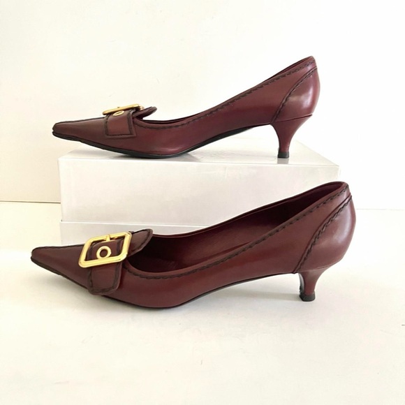 Prada Women's Courts Low Kitten Heel 41 Buckle Mary Jane - Picture 1 of 9